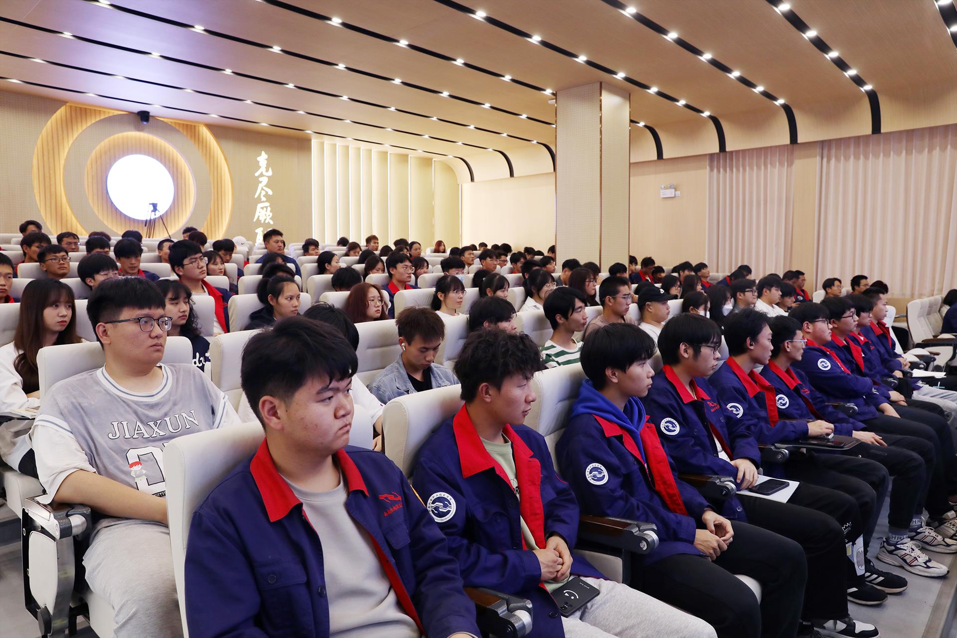 a1ed3a3a1e274abfa7e54463f52955b7.jpg a1ed3a3a1e274abfa7e54463f52955b7.jpg