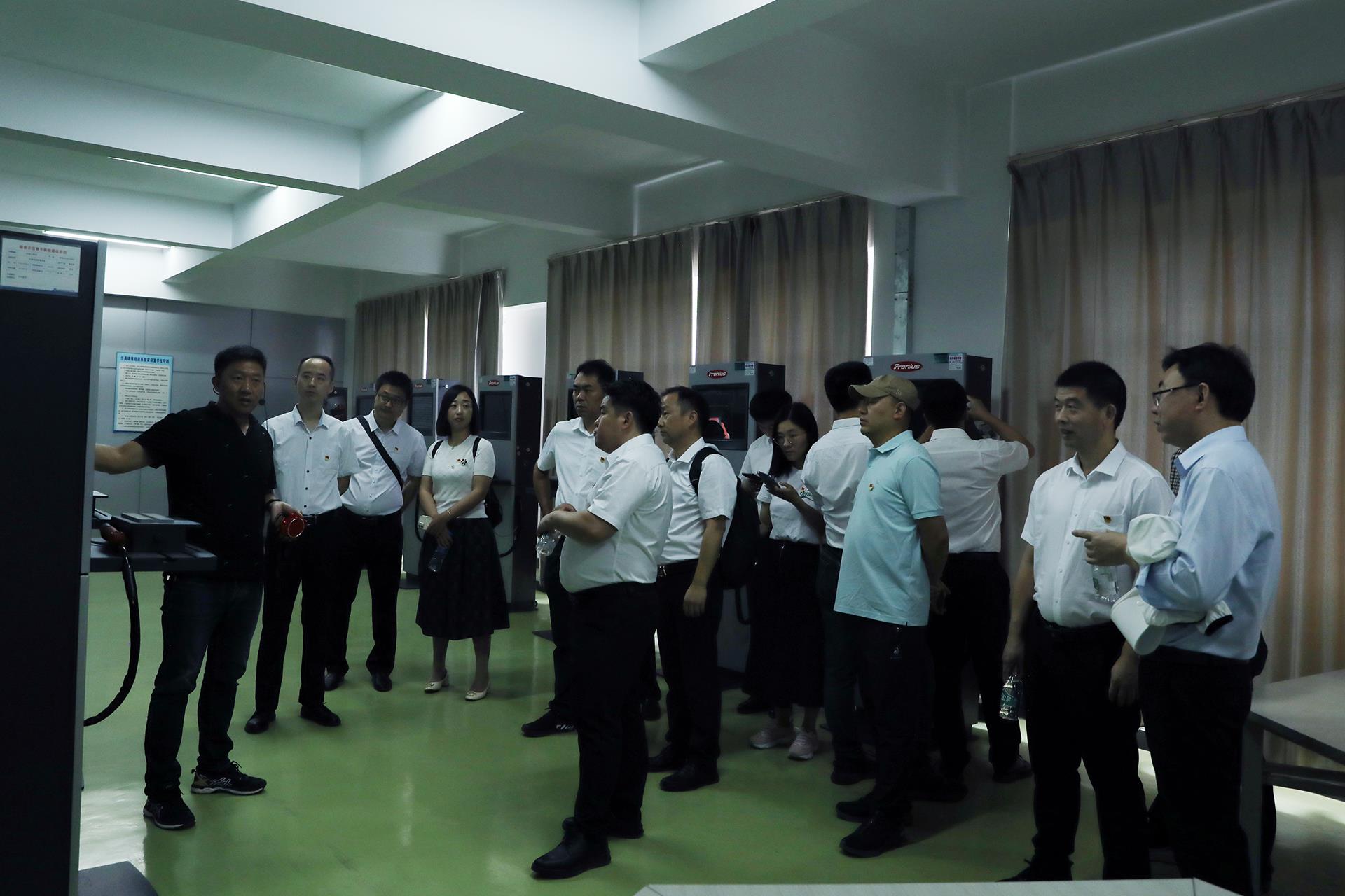 bb5eb5246eed4482b82dc887bd075979.jpg bb5eb5246eed4482b82dc887bd075979.jpg